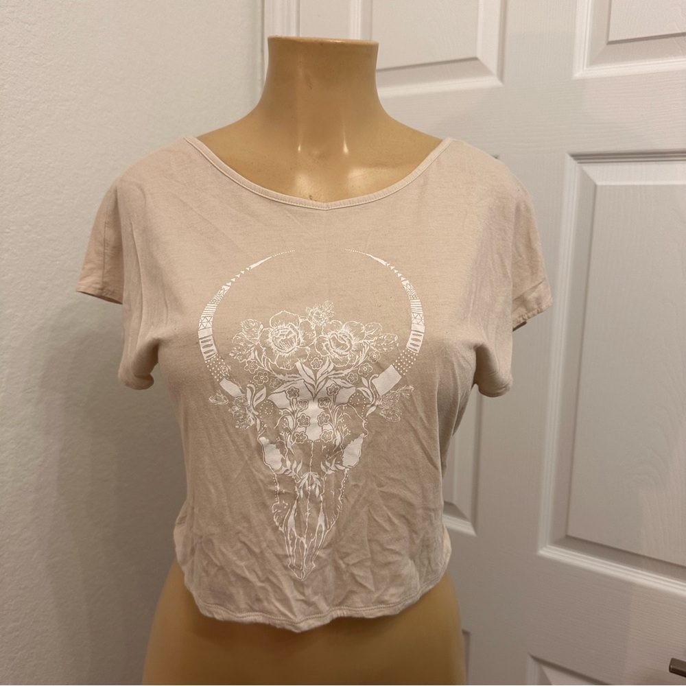 Kendall & Kylie Cream Graphic Crop Top